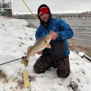 Meet your Posher, Travis